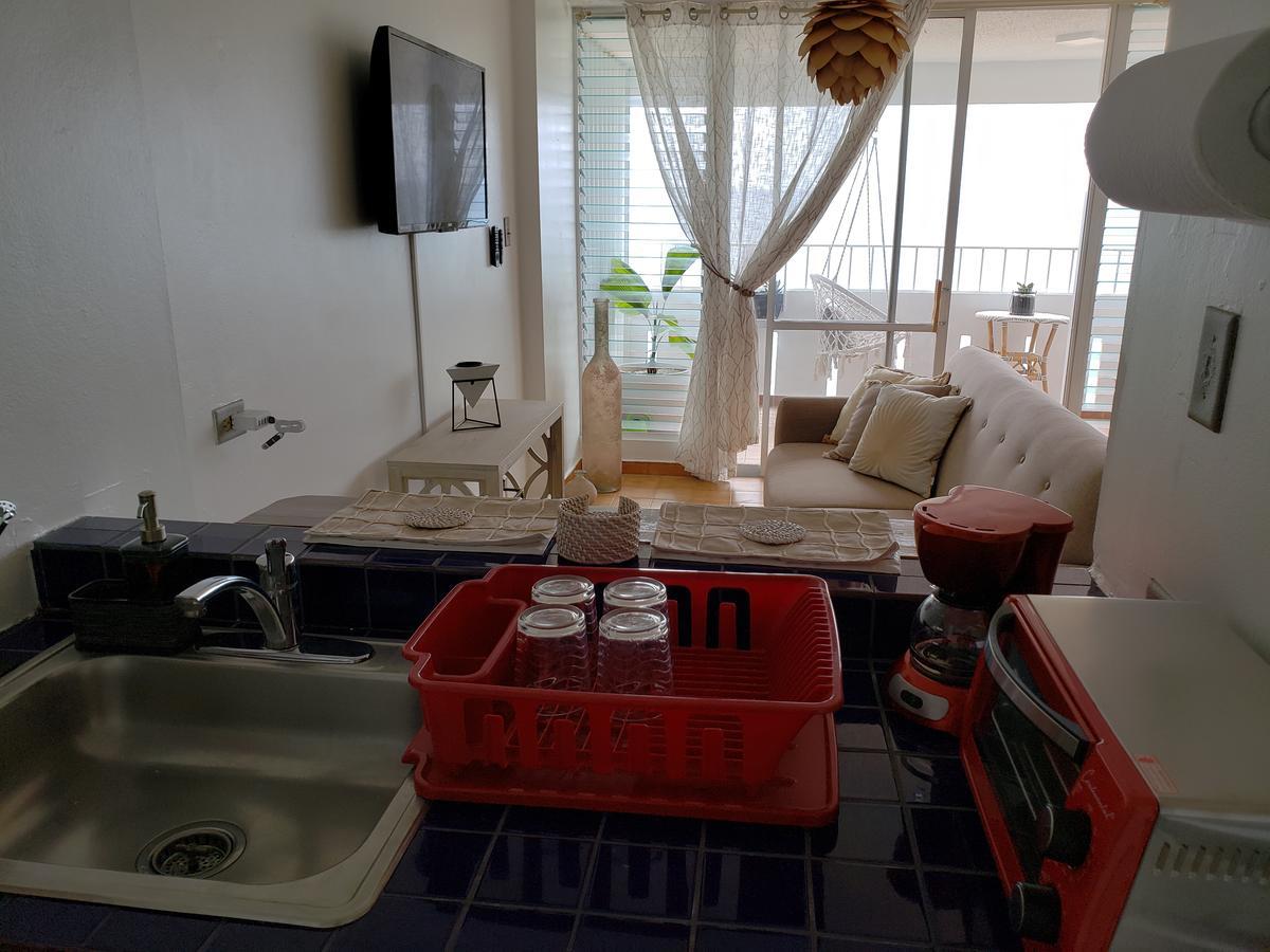 Gorgeous Beach Front Studio With Electricity Water Ac Luquillo Exterior photo